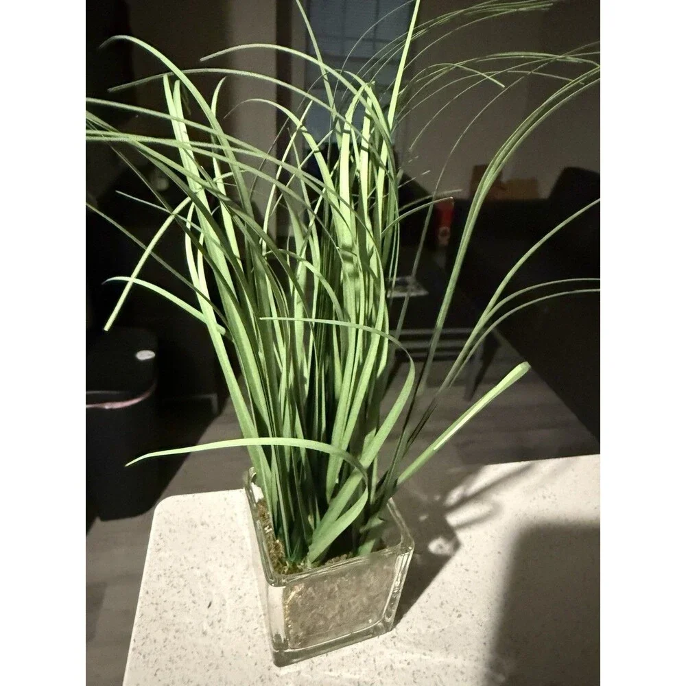 Faux grass Plant glass vase stands Ideal for table tops or display counter 15”H